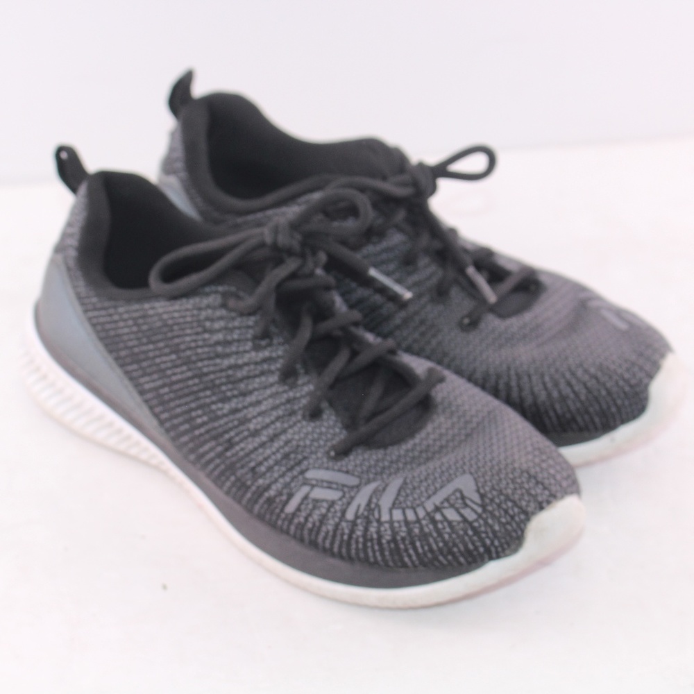 Fila Air Foam Light Weight Athletic Shoes size 8